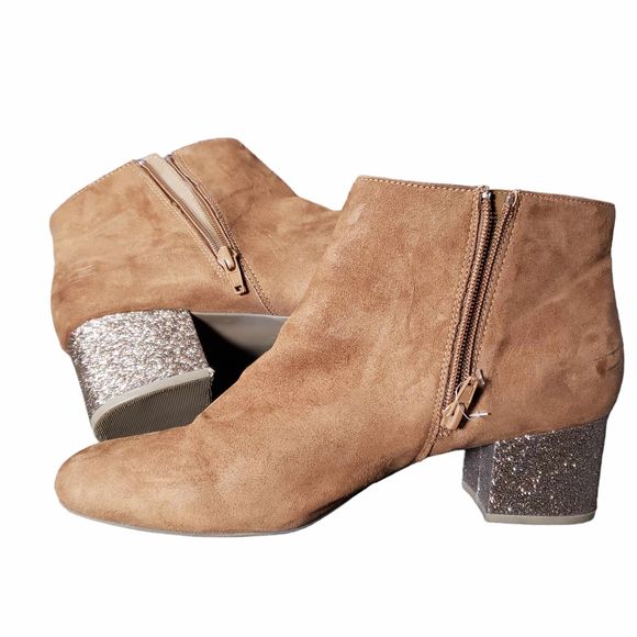 Arizona Paisley 10M Tan Sparkly Low Heel Zippered Booties Boots AS IS NO Box - Picture 5 of 10